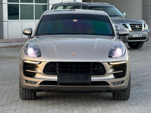 2015 Porsche Macan