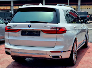 2019 BMW X7