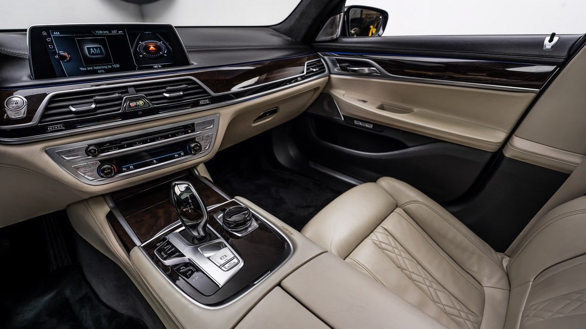 2016 BMW 7-Series