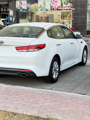 2018 Kia Opirus