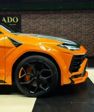 2023 Lamborghini URUS