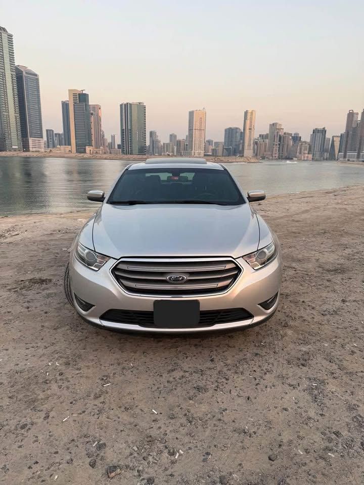 Ford Taurus   2017  GCC