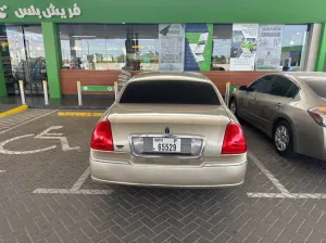 2008 Lincoln Town Car