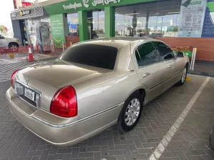 2008 Lincoln Town Car