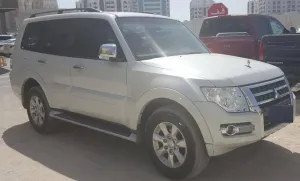 2015 Mitsubishi Pajero