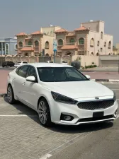 2017 Kia Cadenza