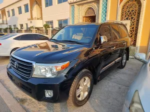 2014 Toyota Land Cruiser in dubai