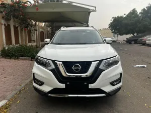 2016 Nissan Rogue in dubai