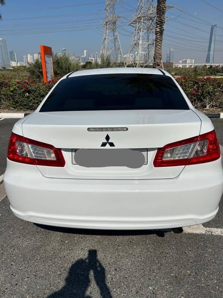 2012 Mitsubishi Galant