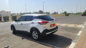 2019 Nissan KICKS