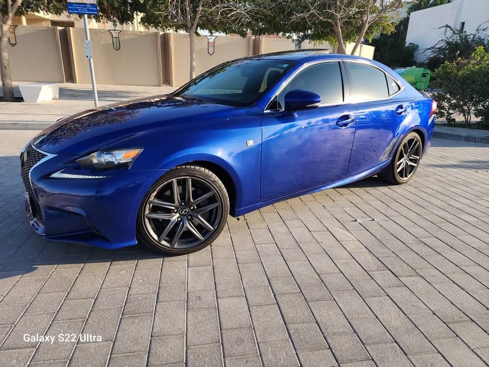 2016 Lexus IS