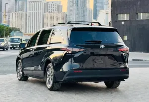 2023 Toyota Sienna