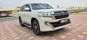 2010 Toyota Land Cruiser in dubai