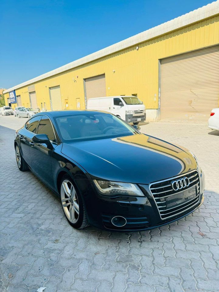 2011 Audi A7 in dubai