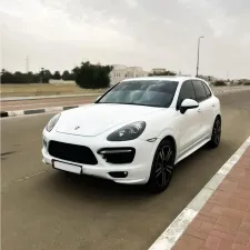 2014 Porsche Cayenne in dubai