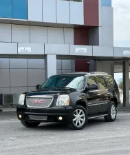 2012 GMC Yukon in dubai