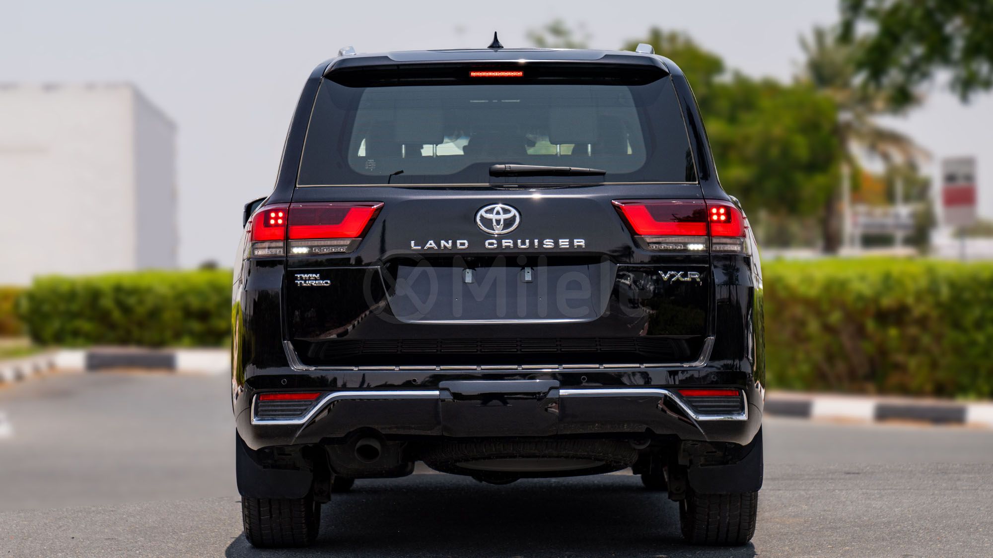 2023 Toyota Land Cruiser