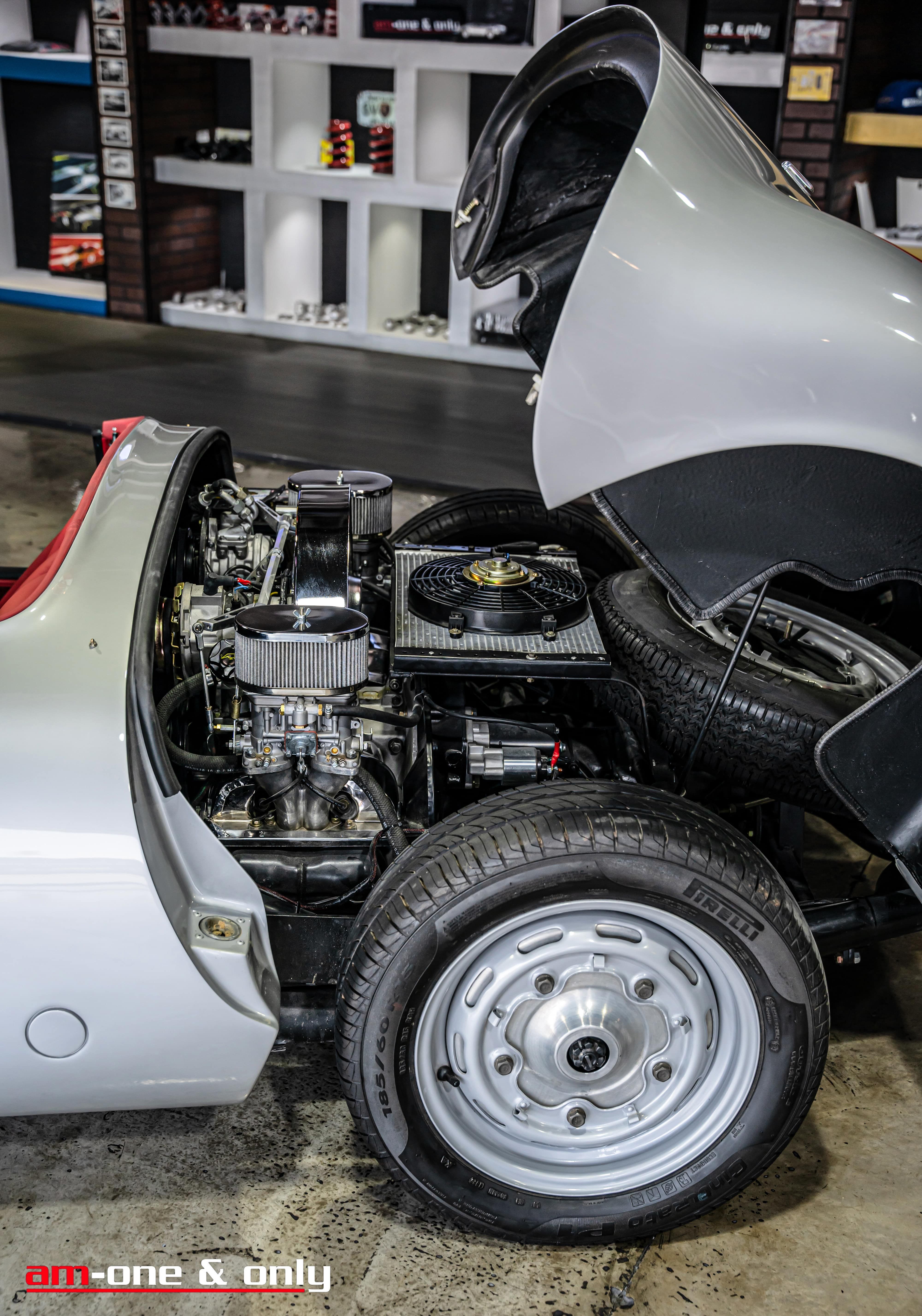 2022 Porsche 550