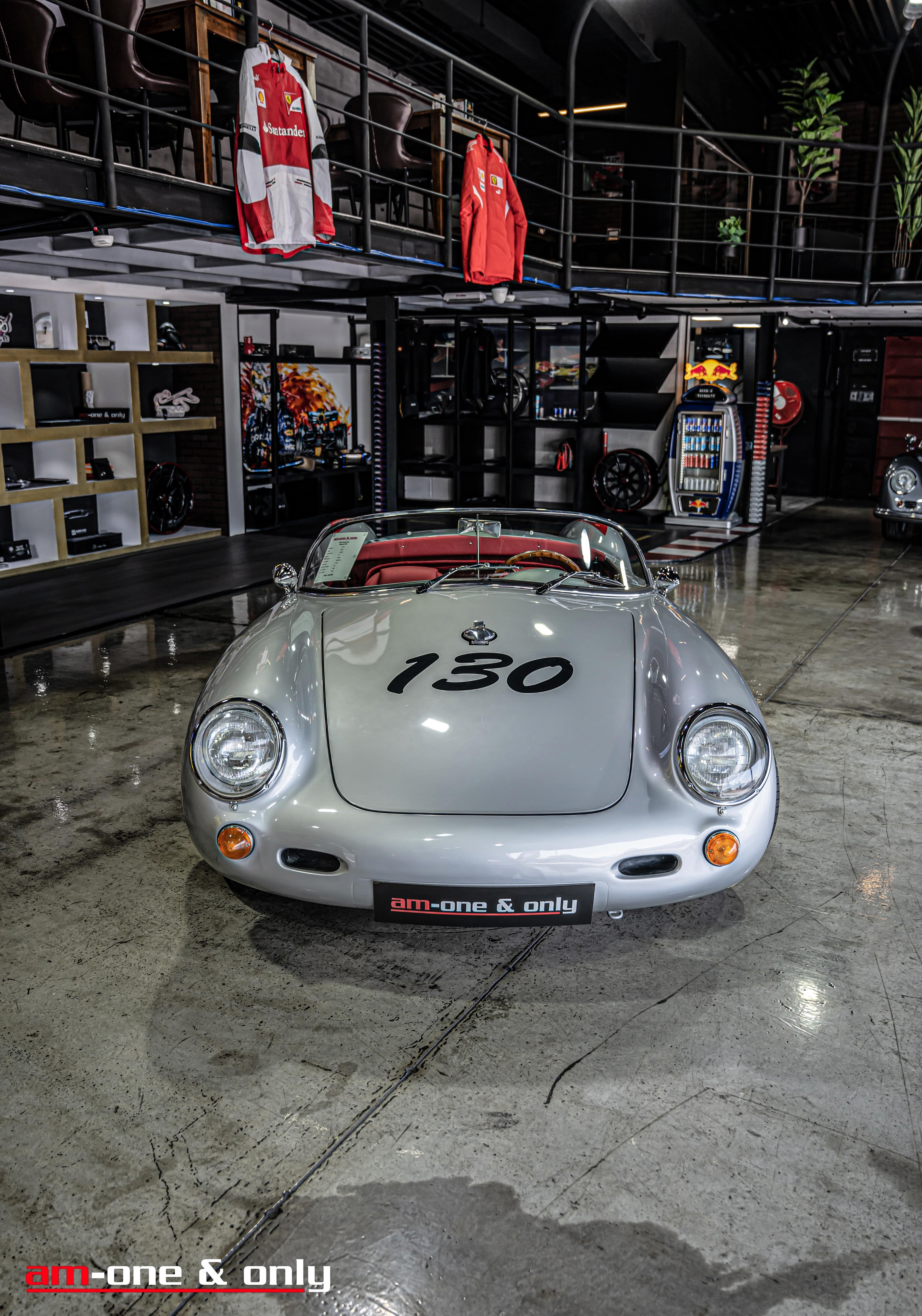 2022 Porsche 550