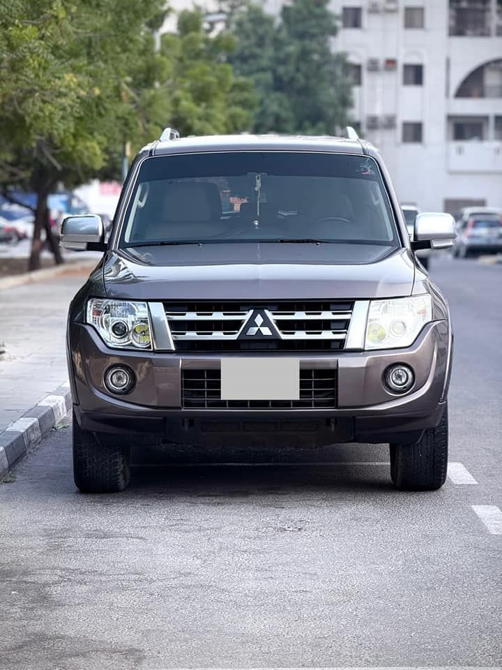 2012 Mitsubishi Pajero in dubai