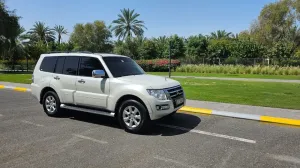 2016 Mitsubishi Pajero