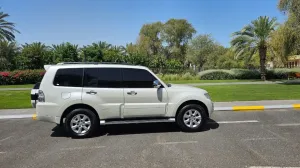 2016 Mitsubishi Pajero