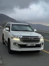 2017 Toyota Land Cruiser