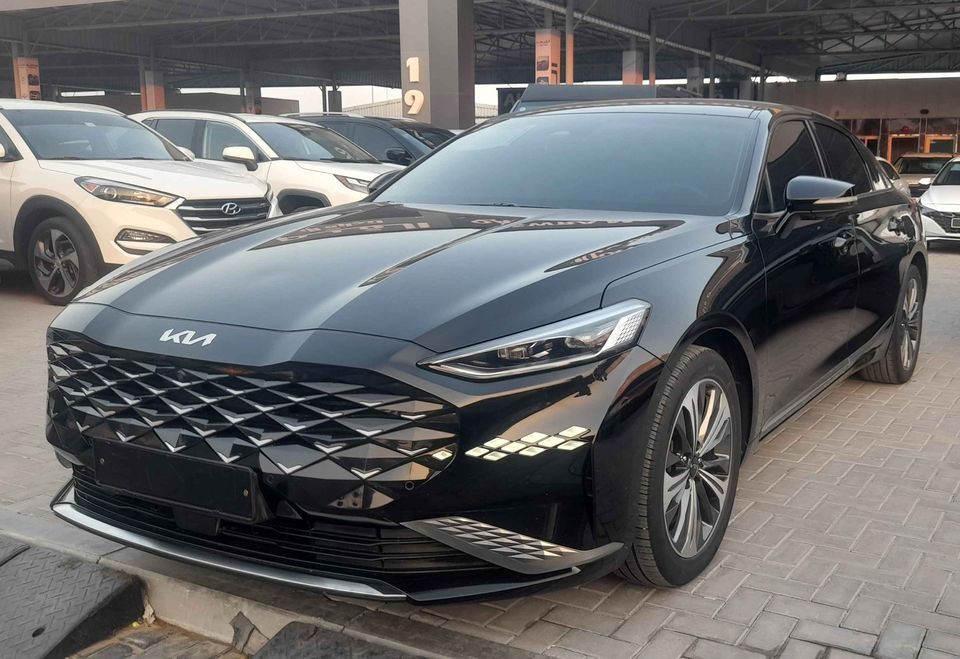 2022 Kia K8 in dubai