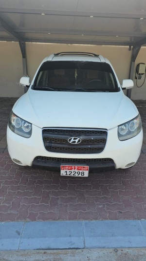 2009 Hyundai Santa Fe in dubai