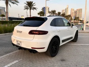 2017 Porsche Macan