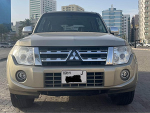 2014 Mitsubishi Pajero