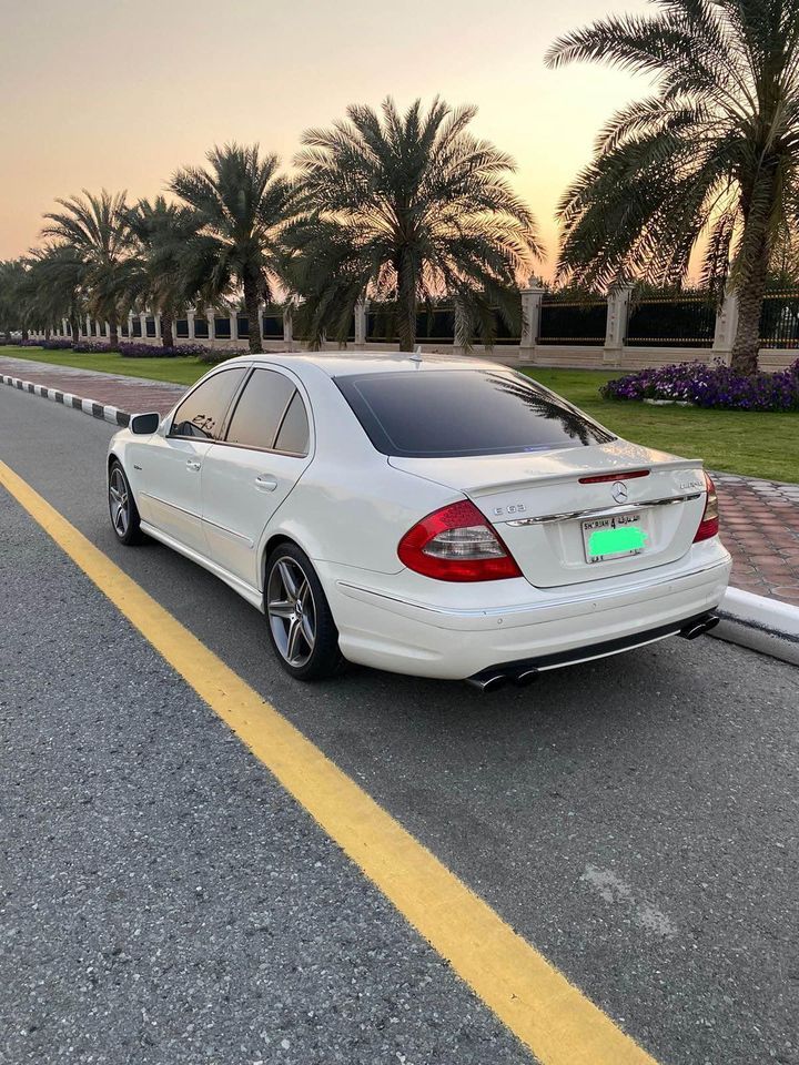 2007 Mercedes-Benz E63 AMG