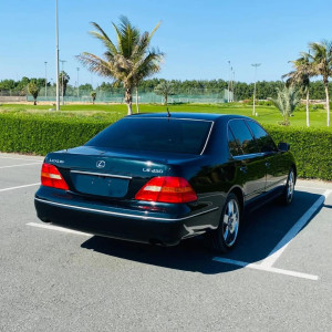 2003 Lexus LS