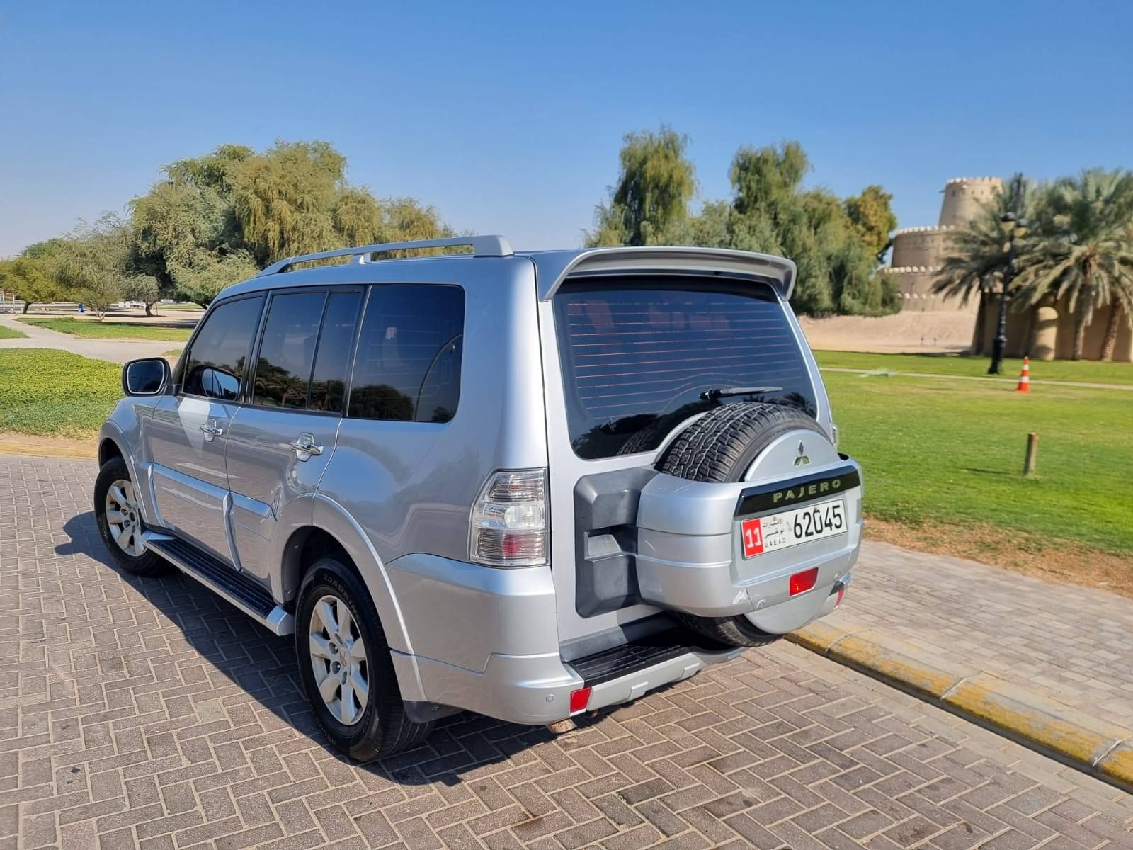 2011 Mitsubishi Pajero