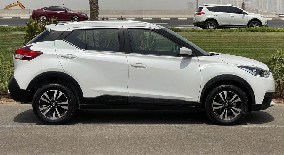 2020 Nissan KICKS