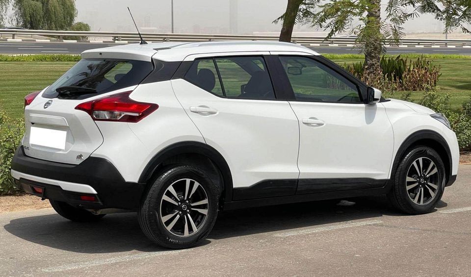 2020 Nissan KICKS