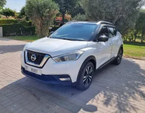 2019 Nissan KICKS