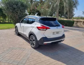 2019 Nissan KICKS