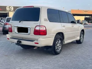 2004 Lexus LX 470