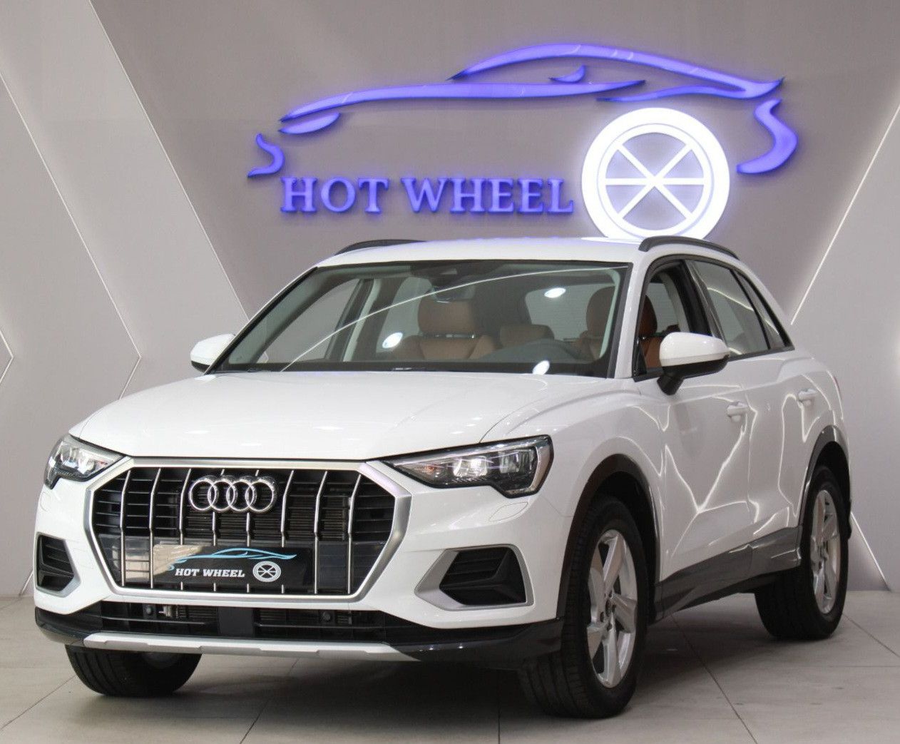 2024 Audi Q3 Almost Brand new 