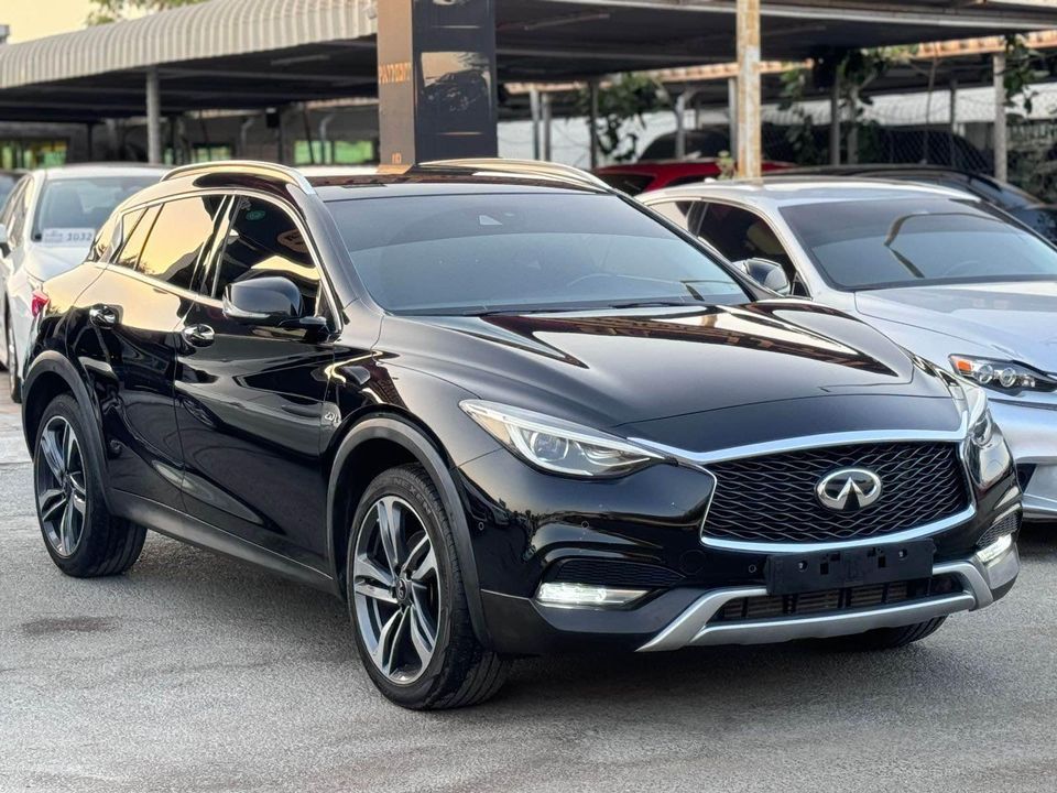 2018 Infiniti QX30 in dubai