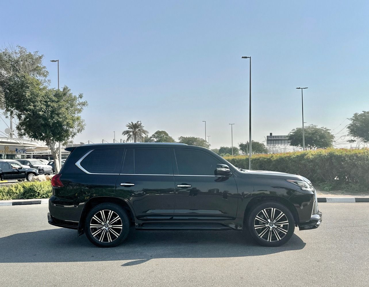 2021 Lexus LX 570