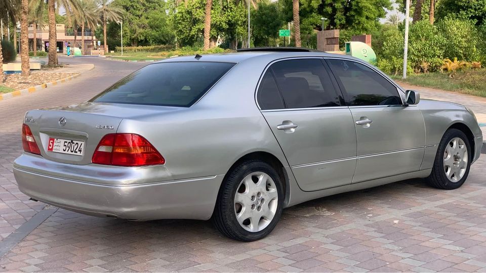 2003 Lexus LS 430