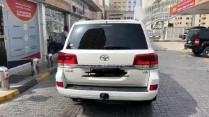 2021 Toyota Land Cruiser