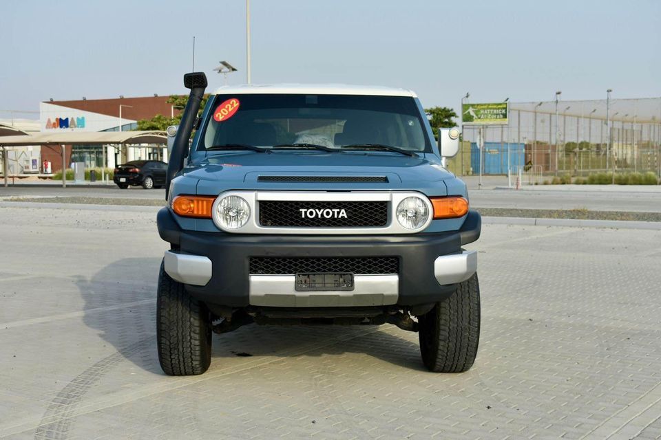 2022 Toyota FJ Cruiser in dubai