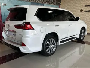 2016 Lexus LX 570