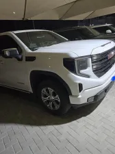 2023 GMC Sierra