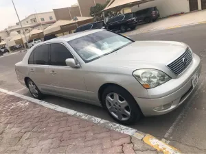 2002 Lexus LS 430 in dubai