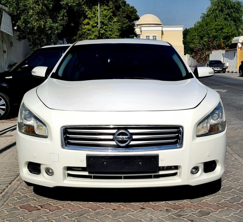 2013 Nissan Maxima in dubai