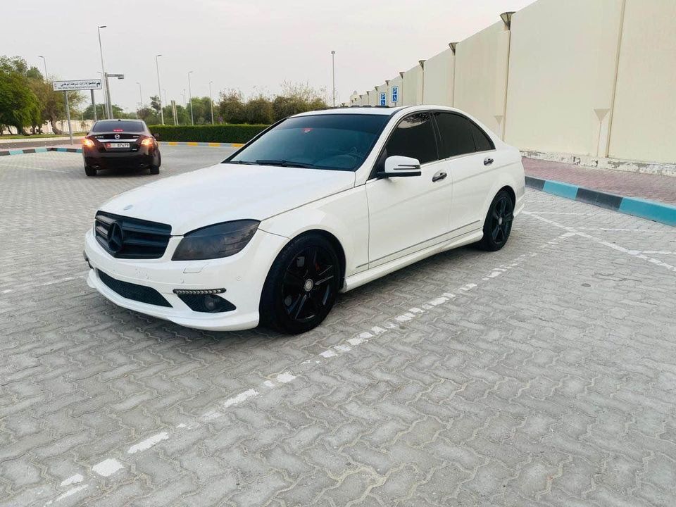 Mercedes c300 2010 import very clean car مرسيدس C300 وارد موديل 